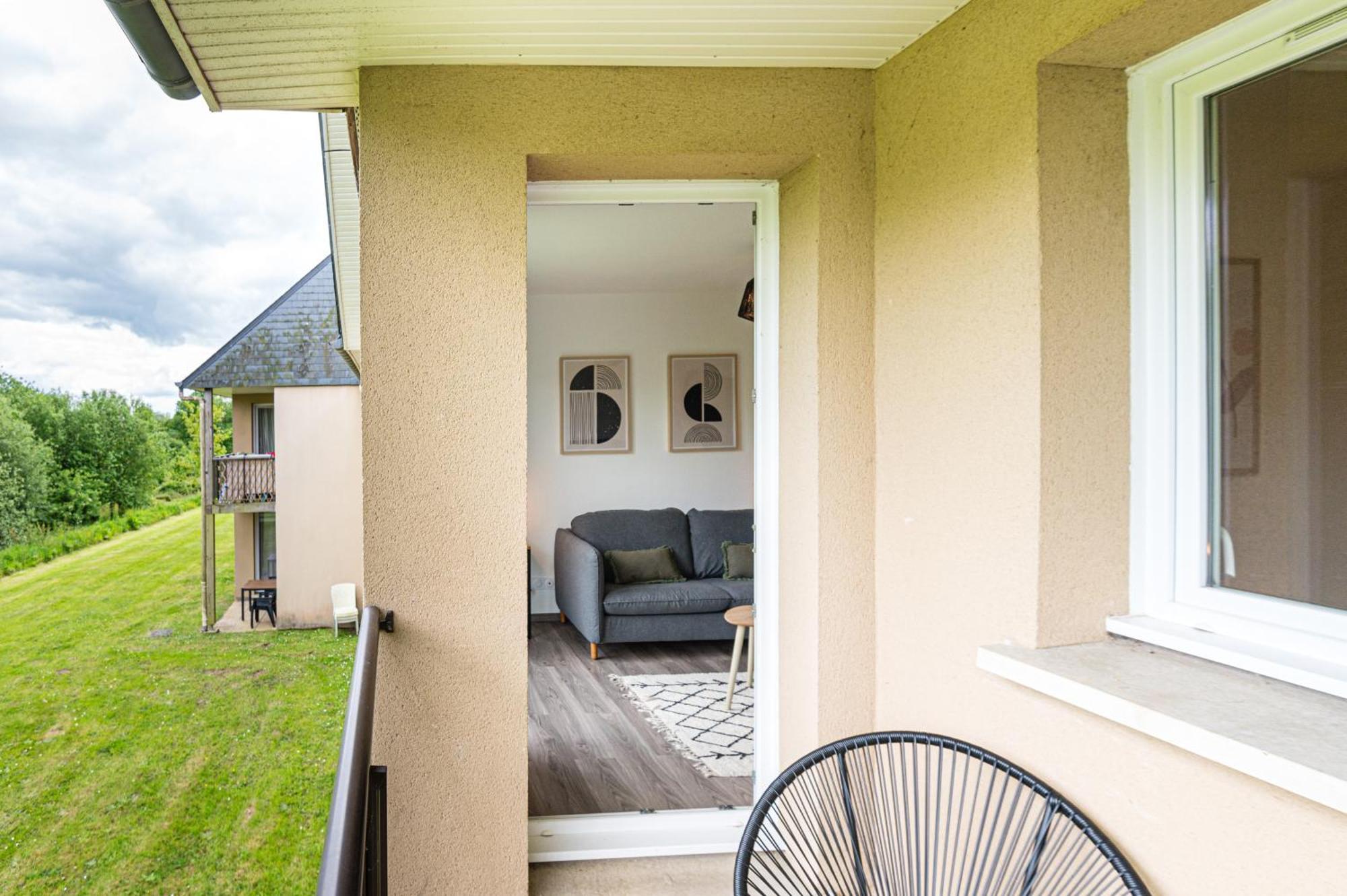 Appartement Cosy 5 Mins Honfleur Piscine Terrasse Équemauville Exterior foto