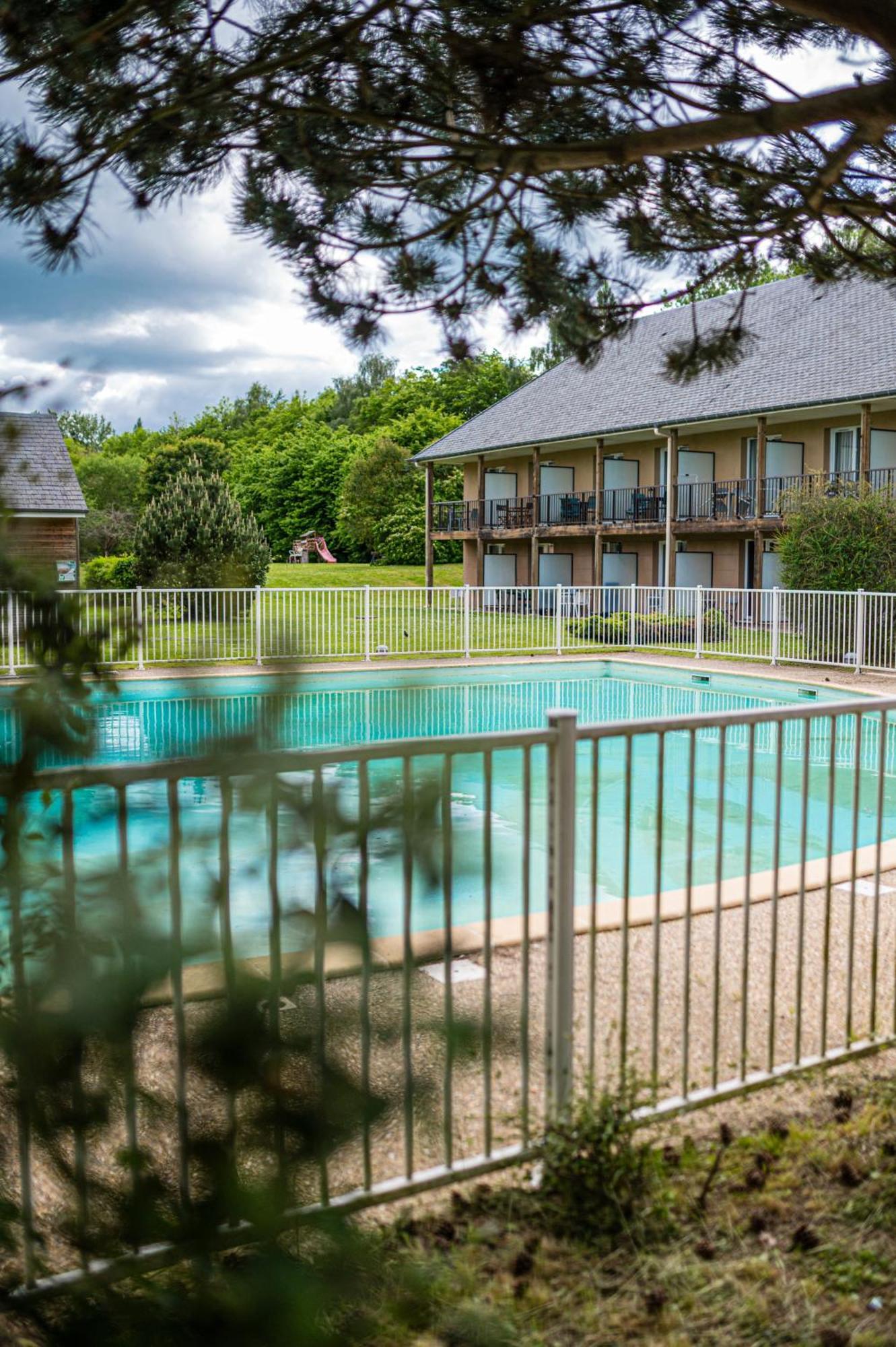 Appartement Cosy 5 Mins Honfleur Piscine Terrasse Équemauville Exterior foto